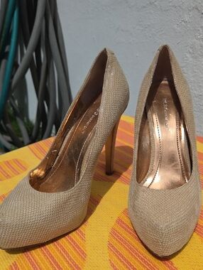 BCBGeneration Beige Textured Pointed-Toe High Heels